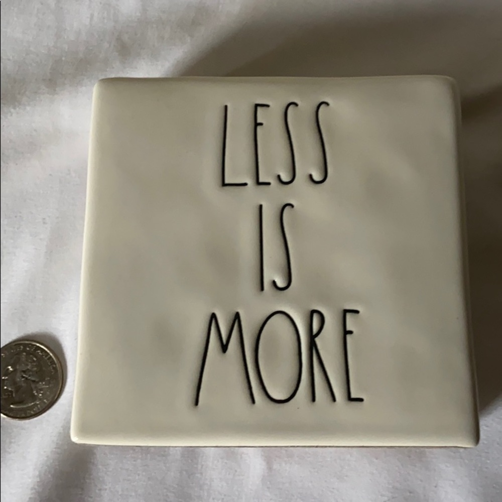 Minimalist Quote Decor